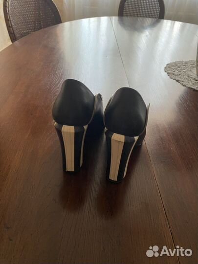 Туфли Fendi 39 р