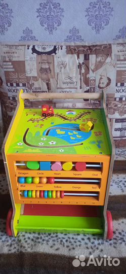 Развивающая игрушка бебиборд