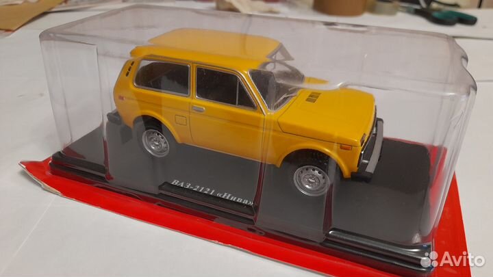 1/24Легендпрные советские автомобили