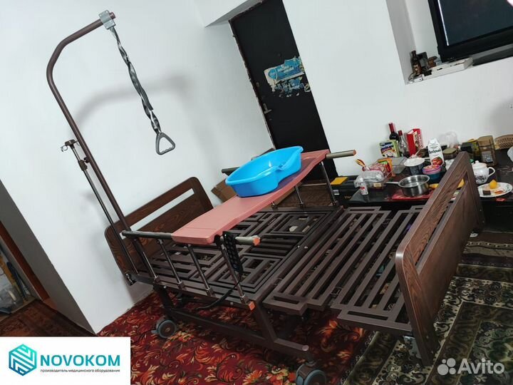 Медицинская кровать DB-11A с туалетным устройством