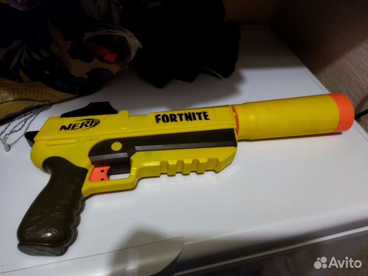 Бластер nerf