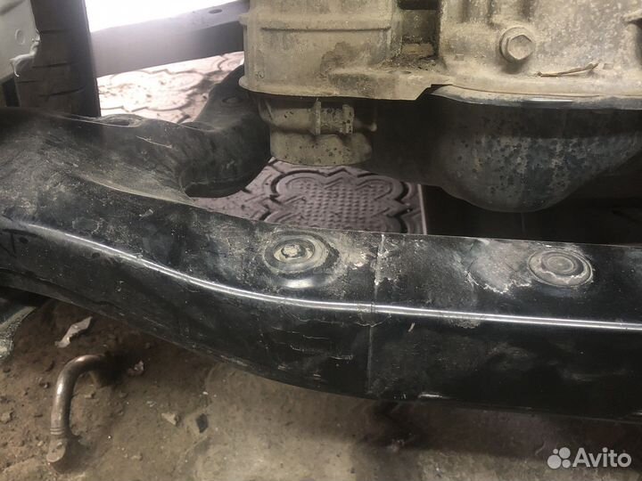 Подрамник камри70