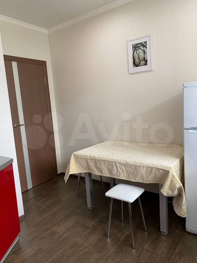 2-к. квартира, 59,5 м², 6/10 эт.