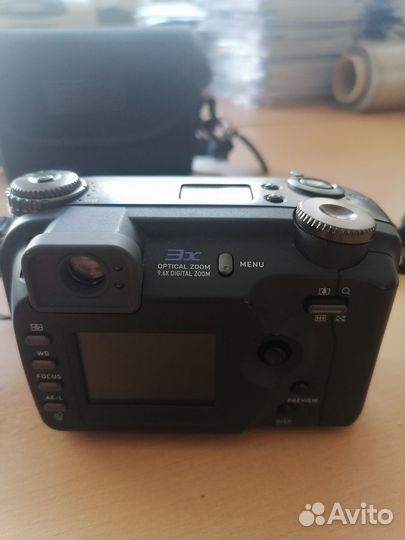 Фотоаппарат Casio QV-5700