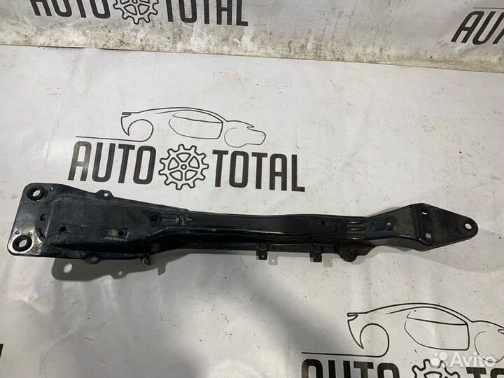 Балка продольная передняя Nissan Primera P12 1.6