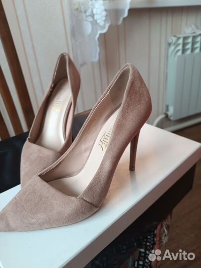 Обувь женская 38 размер