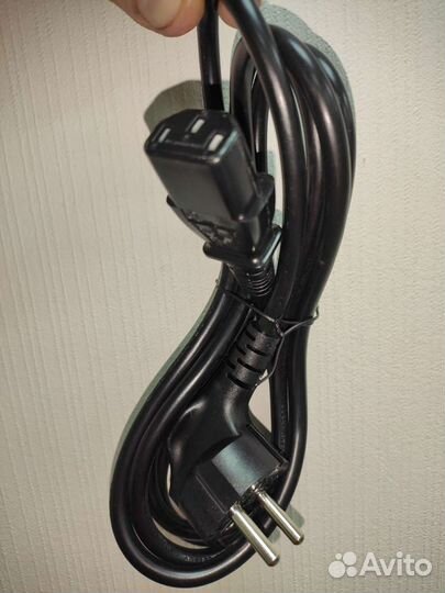 Кабель питания, видео, USB