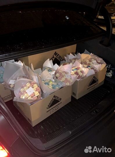 Сладкий подарок девушке