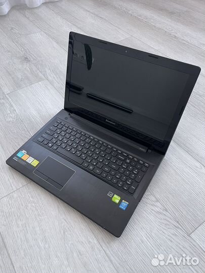 Ноутбук Lenovo i5 (4th) nvidia gt840m 8gb ssd 256
