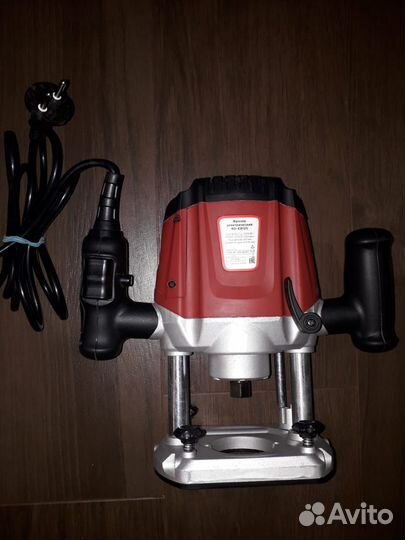 Фрезер Redverg 1250