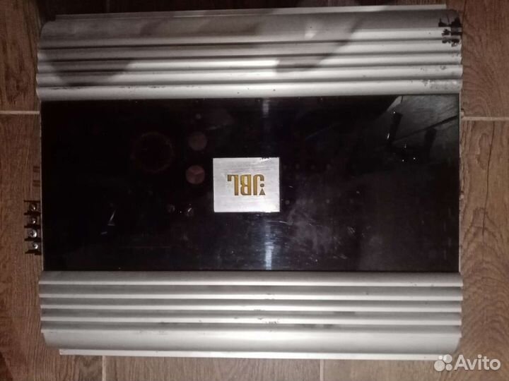 Сабвуфер и усилитель