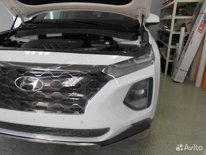 Антигравийня (Защитная) Пленка для Автомобиля