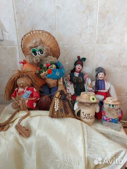 Кукла хранилище для бутылок