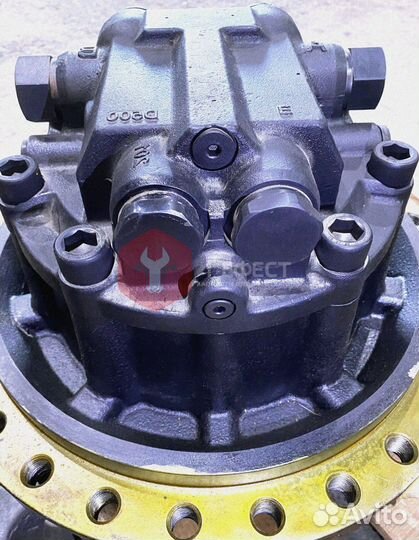 Мотор хода Hitachi ZX350K