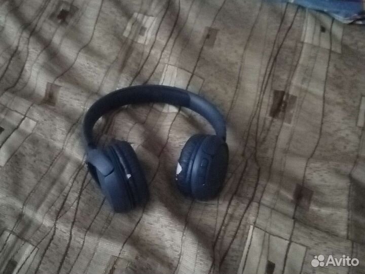 Беспроводные наушники jbl