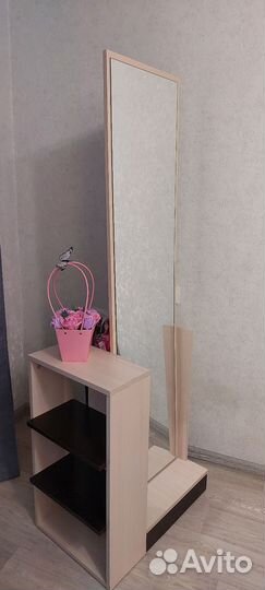 Зеркало напольное