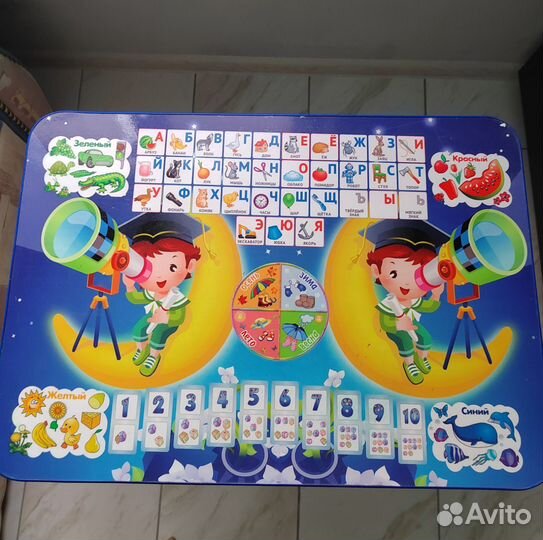 Детский стол и стул