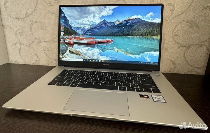 Huawei MateBook D15 Ryzen 7 5700u 512Gb 8Gb