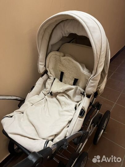 Коляска 2 в 1 Maxima Classic бежевая