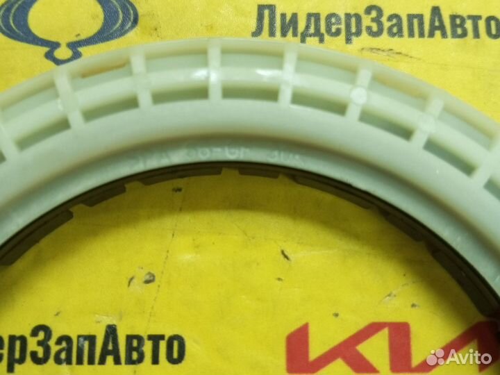 Опорный подшипник амортизатора Grand Starex