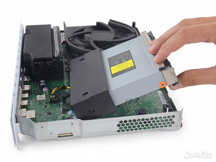 Xbox one s на запчасти или под восстановление