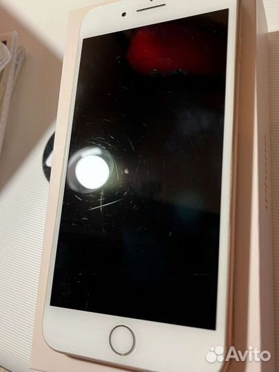 Телефон iPhone 8 plus