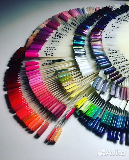 Маникюр и педикюр