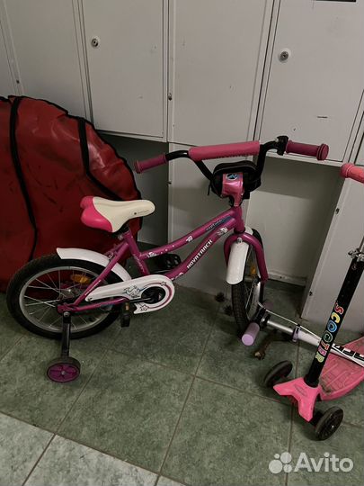 Детский велосипед четырехколесный