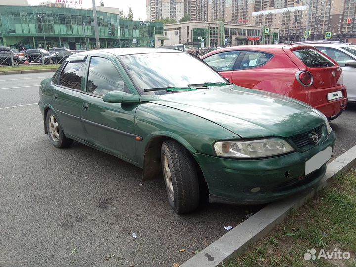 Opel Vectra 1.8 МТ, 1996, 340 543 км
