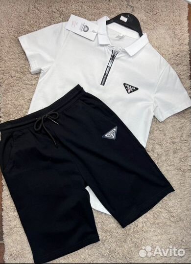 Летний костюм на мальчика 134/140