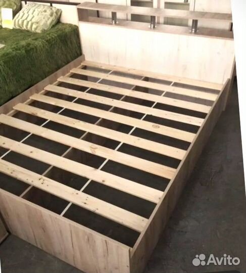 Кровать двухспальная