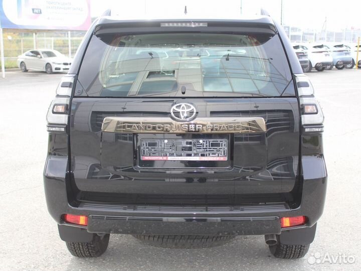 Toyota Land Cruiser Prado 2.8 AT, 2022, 70 км