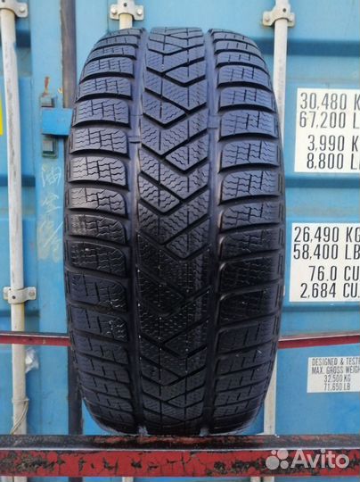 Pirelli Winter Sottozero 3 235/50 R18 76U
