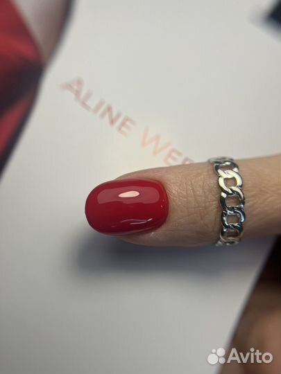 Маникюр педикюр