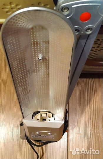 Настольная лампа