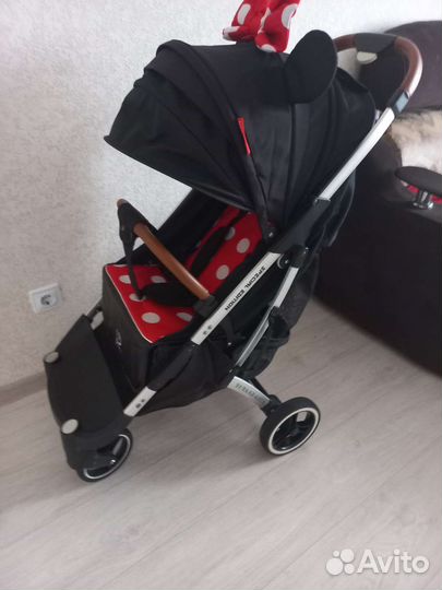 Прогулочная коляска yoya