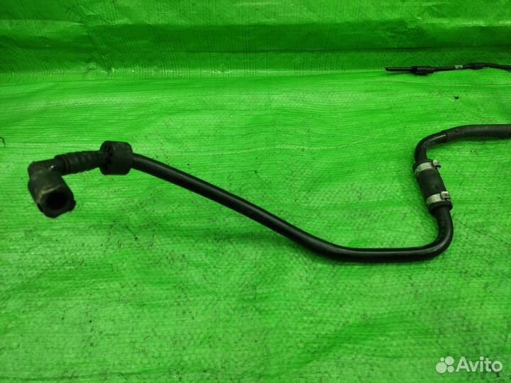 Трубка вакуумная 3.0 TDI VW Touareg / Audi Q7