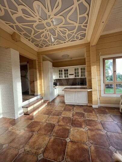 Дом 320 м² на участке 26 сот.