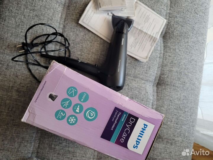 Фен для волос Philips DryCare