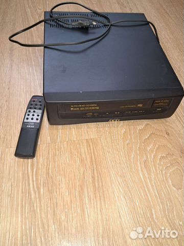 Видеомагнитофон akai