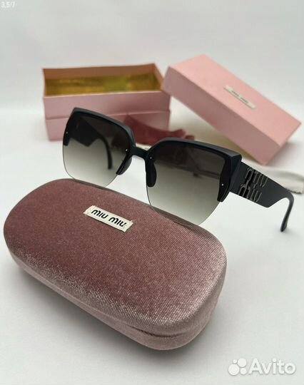 Солнцезащитные очки miu miu