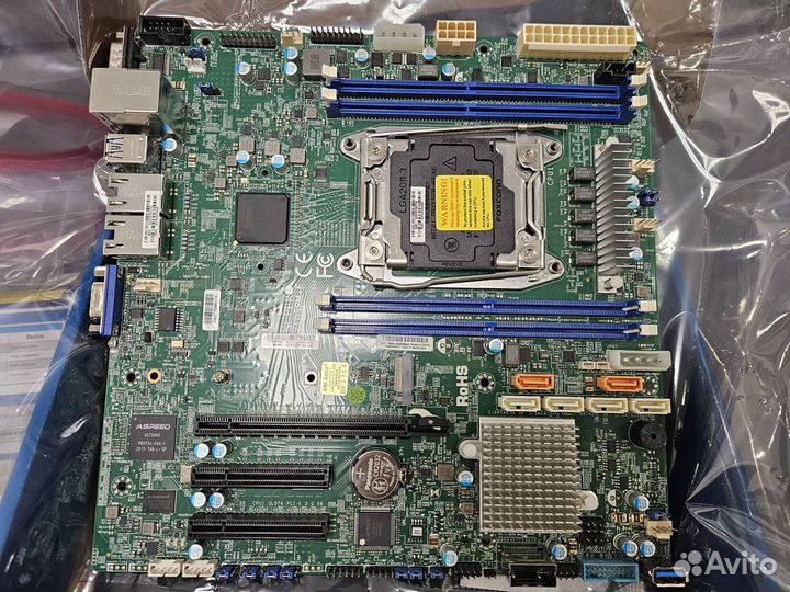 Материнская плата Supermicro X10SRM-F