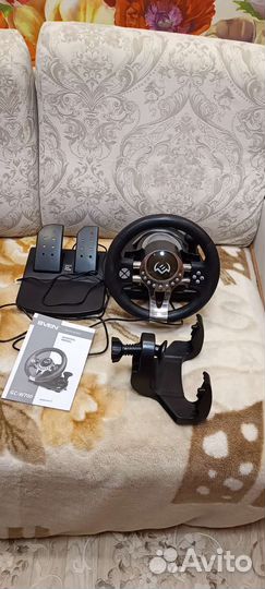 Игровой руль с педалями для пк