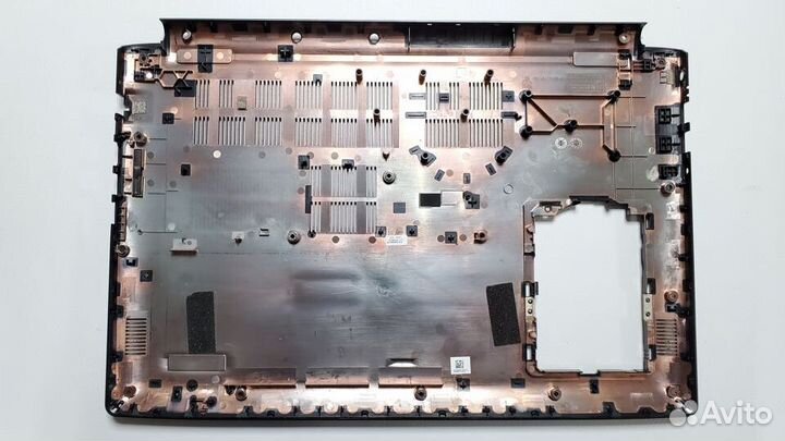 Поддон ноутбука Acer Aspire 3 A315-33 с дефектом