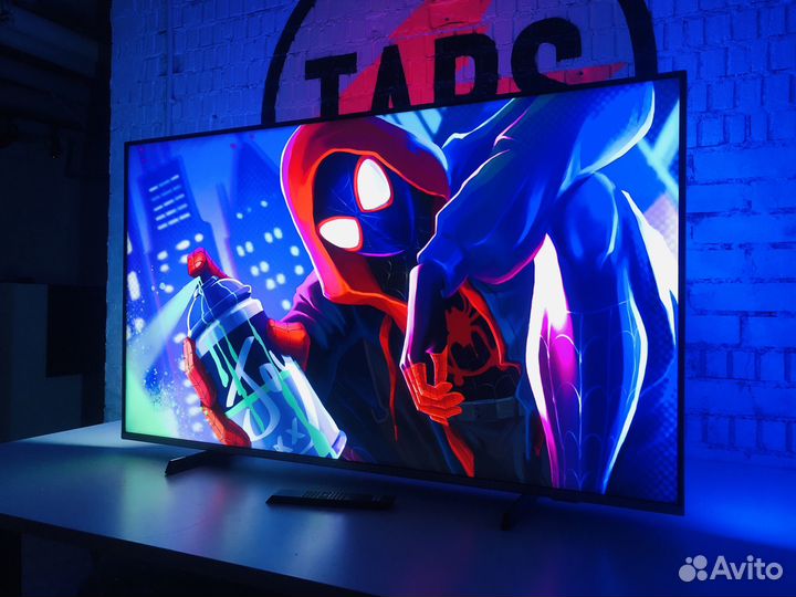 Яркий 4К ambilight Philips 140см SMART TV HDR