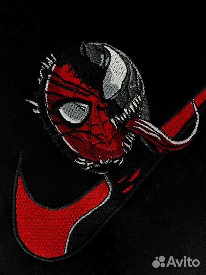 Вышивка на одежде / Машинная вышивка