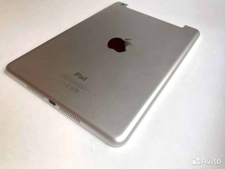 iPad Mini 64GB WiFi + Smart Case