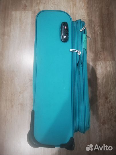 Чемодан на колёсах, размер S (ручная кладь)