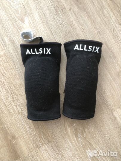 Наколенники для волейбола