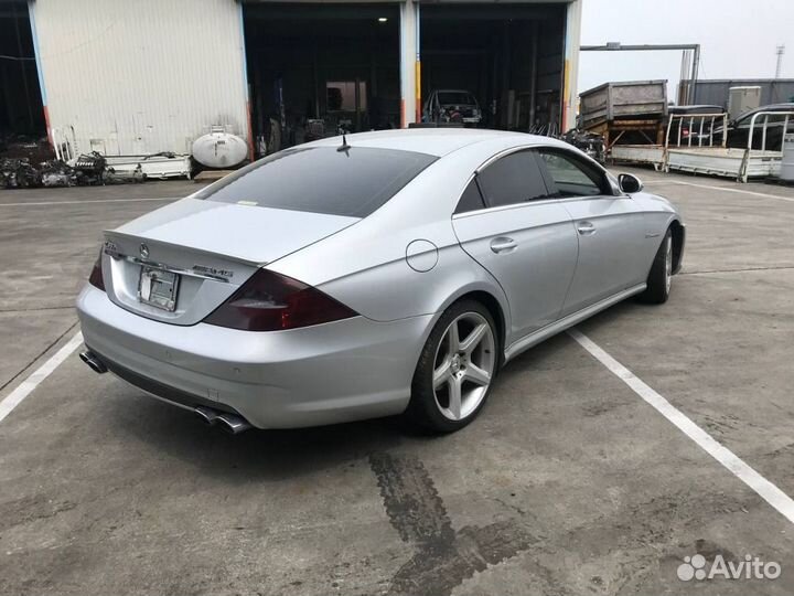 В разборе Mercedes-Benz CLS-class c219 2006